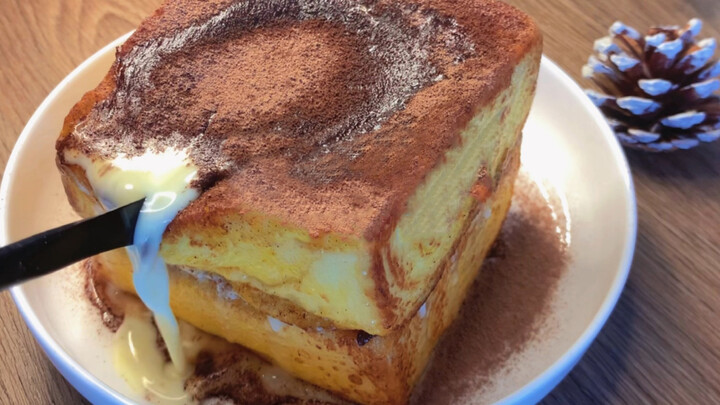 [Food]Only need 5 mins to make delicious milk-leakage bread at home!