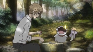 Guru Kucing "Natsume": Lihat aku satu gigitan pada satu waktu, kicau, kicau, kicau