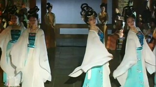史敏老师的舞蹈，舞姿动人，服饰精美
