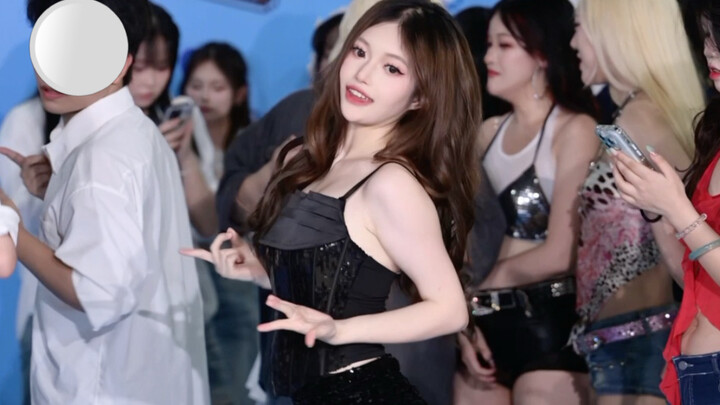 My first time dancing to the rhythm～