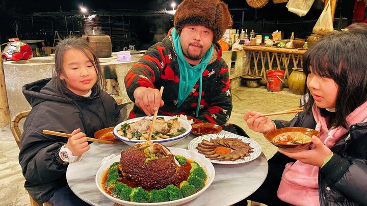 เมนูอาหารค่ำวันสิ้นปีที่บ้านคุณมีเมนูนี้ไหม? วันนี้มีเมนูอาหารค่ำวันสิ้นปีเหล่านี้ สองหนูน้อยชอบกินม