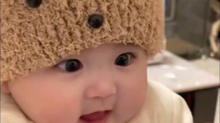 Đừng tả khuynh, đừng hữu khuynh, hãy thân thiết cùng Đảng