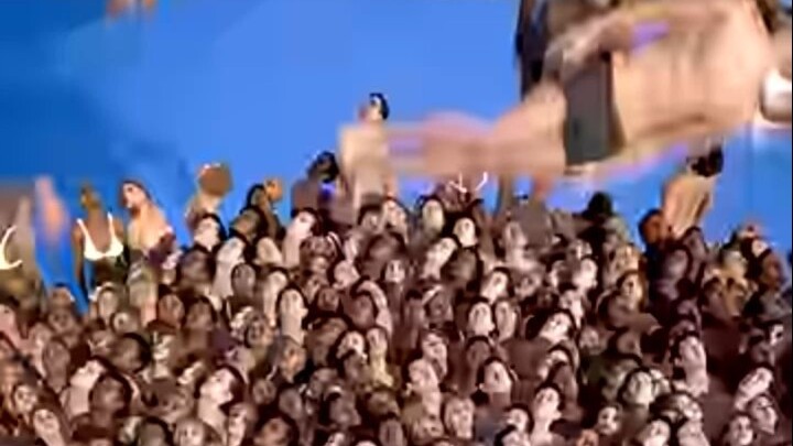 ماذا سيحدث إذا ضغطت البشرية كلها في كرة واحدة؟