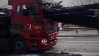 “他们只是为了生活而拼搏的普通人，为什么要经历这些”