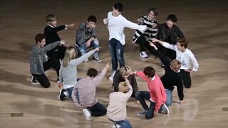 เวอร์ชั่นสลับพาร์ท "Hurray" สุดน่ารักของ SEVENTEEN! อ่อนเยาว์มาก! !
