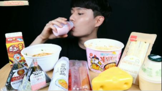 Các loại đồ ăn có trong cửa hàng tiện lợi phần 3 #mukbang
