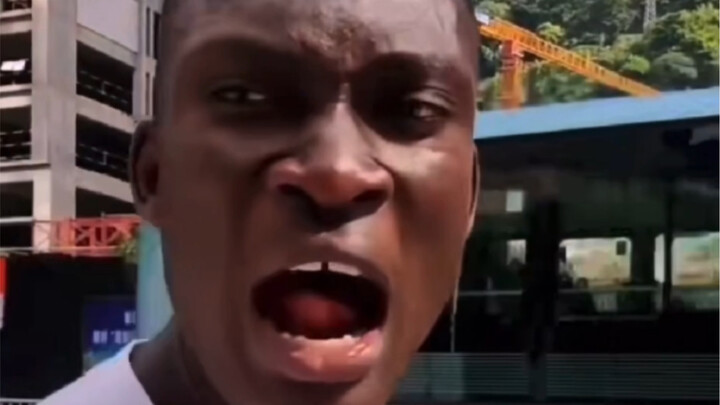 لهجات الأجانب!