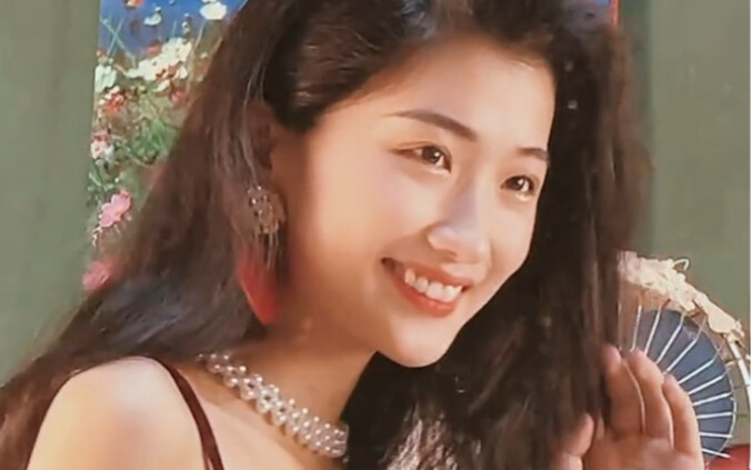 I've breathed the Hong Kong breeze you once breathed.