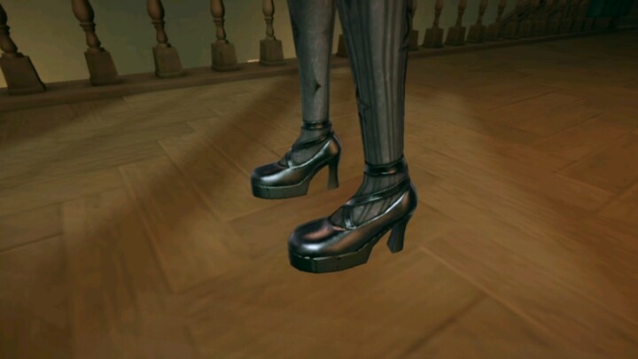 มาดูตู้รองเท้าของคุณผู้หญิงกันเถอะ!