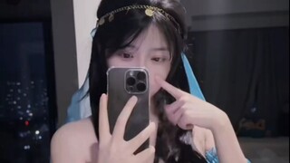 Anh có thể đổi thành bảy mươi hai, em thích loại nào anh sẽ đổi cho em~