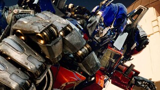 [Transformers 1] เรื่องราวคลาสสิกในวัยเด็กไม่เคยตกยุค! ฝ่ายหุ่นยนต์หลักสองฝ่ายบนดาวไซเบอร์ตรอนต่อสู้