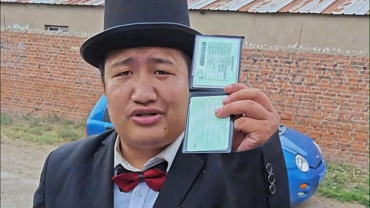 The Daily Life of a British Duke: A Down-to-Earth “Waste Investigation”