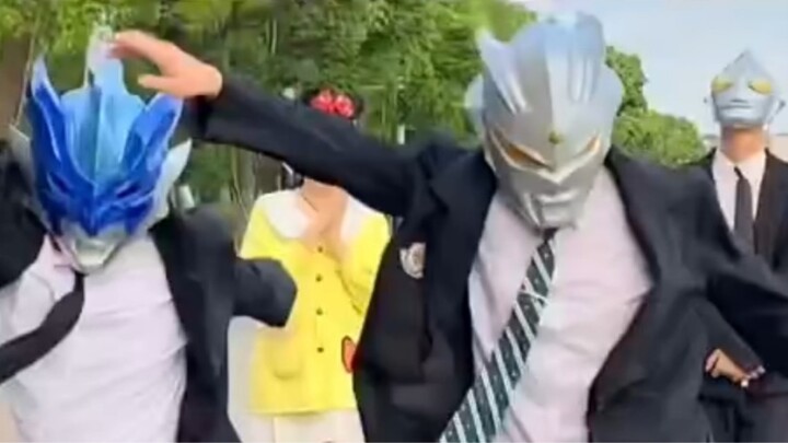 Kingdom of Light Dance Justice Contest: Zero and his good brothers fight against the fish-headed mon
