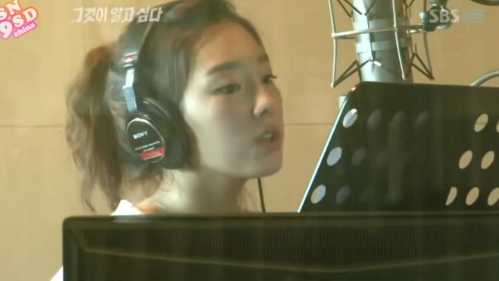 Taeyeon is awsome! Solo singing "genie"?? I can listen to this forever