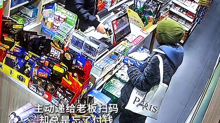 “Cửa hàng tiện lợi miễn phí trong ba năm”