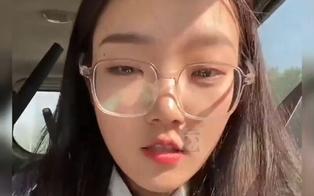 The mechanic’s super friendly, it’s just that the bike is a bit beat-up.