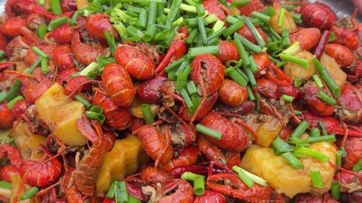 Thanks to the big brother from Chengdu for sending the crayfish; may you live forever!