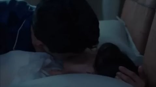 Jadi kekasih pengganti CEO malam hari, sekretaris siang hari...Saat hamil, dia kabur bawa anak