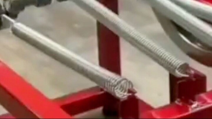 8根弹簧就能带动V8发动机？纯机械能与运动学的奇迹！Can 8 Springs Power a V8 Engine? Pure Mechanical Kinematics!