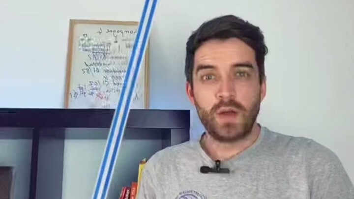 Membeli minuman tapi tidak diberi sedotan? Apakah kamu bisa menyebutkan benda-benda umum ini? Guru a