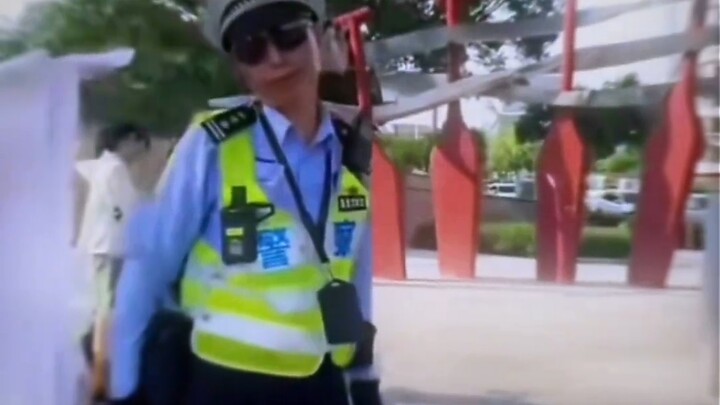 “Tưởng là vé phạt, hóa ra là gói thành viên cả ngày” #ĐộiMũBảoHộKhiĐiXe #AnToànGiaoThông