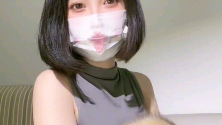 Đây là một trong những set đồ kín đáo nhất của tôi hôm nay~