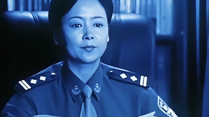 “嵩岳苍茫扫瘴烟 霞光裂暗照长天”