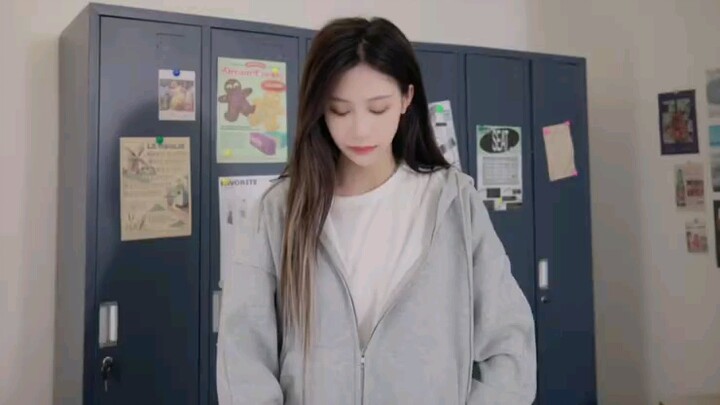 Yuan Yiqi × Zhang Yueming × Jiang Shuting Cover "Kakak Sangat Cantik"