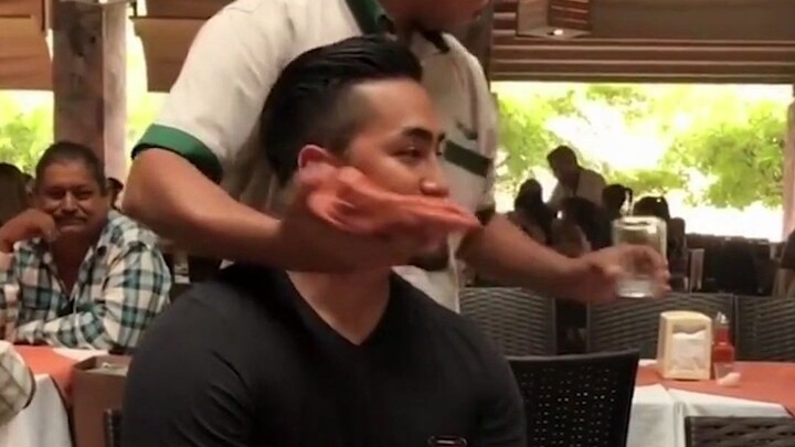 ถ้าไม่รู้จะสั่งอะไร ก็ถามหน่อยสิ นี่มันไม่ใช่เครื่องดื่มของคุณด้วยซ้ำ