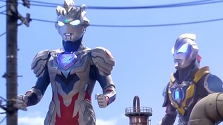 捷德奥特曼：之前给你的勋章我暂时先拿回来用用…