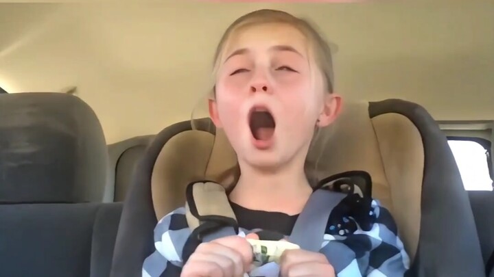 My little sister burst into tears because her big brother won’t let her kiss him!!!
