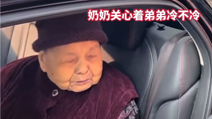 “It’s our last meeting—let’s be siblings again in our next life!” A 100-year-old sister traveled tho