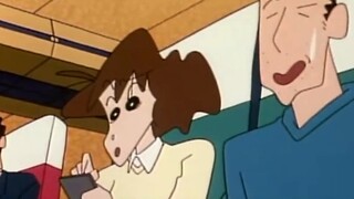 "Crayon Shin-chan" Rubah kecil di luar jendela mobil
