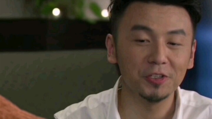 A sleazy middle-aged guy hits on girls—simple and straightforward.