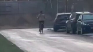 Why didn't the person who filmed the video help?