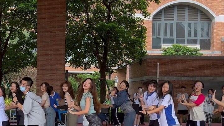 Trận chiến giữa trăm trung đoàn trường trung học Thâm Quyến năm 2023|Kpop Random Dance