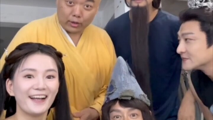 Hello everyone, we’re the Lingyin Temple team—see you again after 14 years 👋🏻