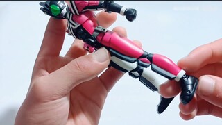 Got the White Emperor real bone sculpture in advance? [Ice Model Play] Kamen Rider DCD Magenta Real 