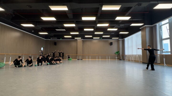 【剧目】《莲鼓越歌行》期末考试