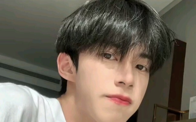 "مشهد كبير للفشل: تعليم تصفيف الشعر، تسريحات شعر للبنين"