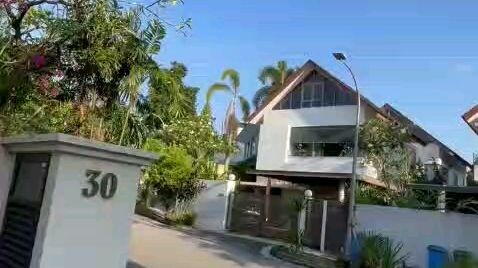 Yang aku cintai kamu yang dulu,bukan kamu yang sekarang