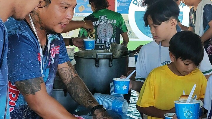Feeding program Sogcong elementary school with the Samahang ilocano Urdaneta Chapter