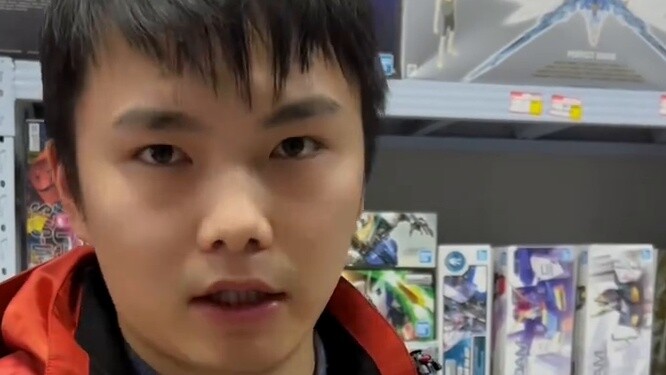 อย่าให้แม่รู้เรื่องการชาร์จเกมนะ~~!