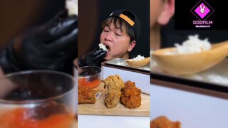 Cơm nóng với đùi gà chiên #anngon