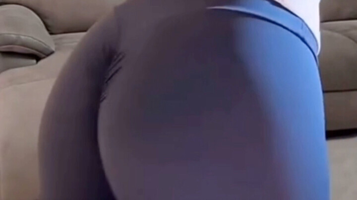 Pantat Seksi Cantik #Bisakah Pantat Besar Ini Tahan?,