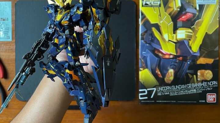Mô hình lắp ráp nhập vai: Bandai RG 27 1/144 Unicorn Unit 2 Banshee