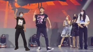 [BOYSTORY] What is it like to be praised for learning quickly by idols of the same age at your first