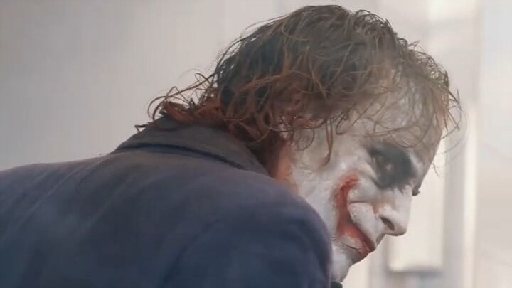 Chụp ảnh đường phố: Joker trong Batman