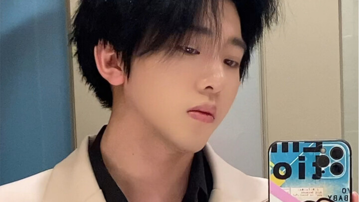 غنِّ، غنِّ، ارقص، ارقص، راب، كرة سلة!