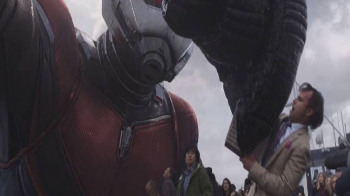 [Movie Commentary] In "Ant-Man", a piece of clothing can make people grow bigger or smaller. With th